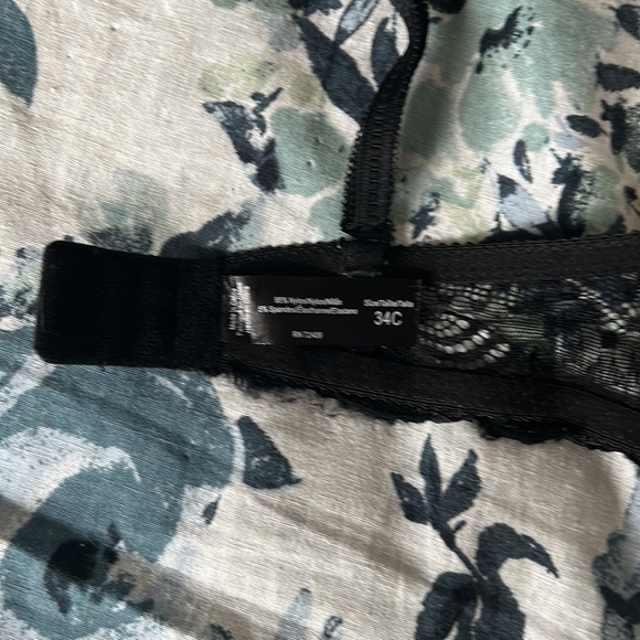 Black/Red Lace Padded Push-up Bra - Sz 34C - Picture 6 of 8